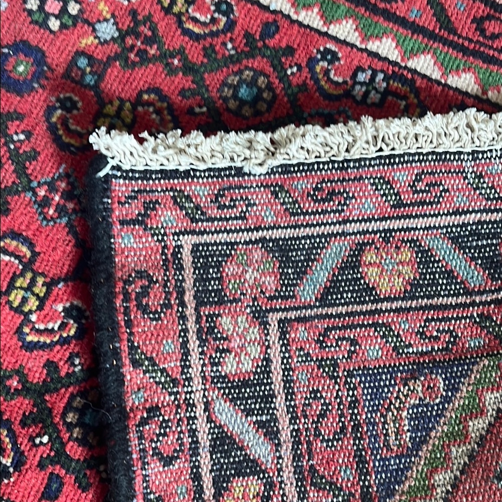 Hand knotted Wool Rug - Picture 5 of 5